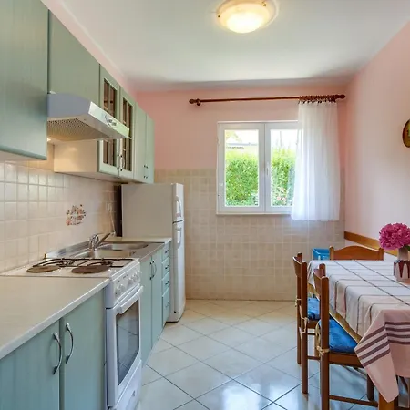 Bugenvilia Appartement Mali Lošinj